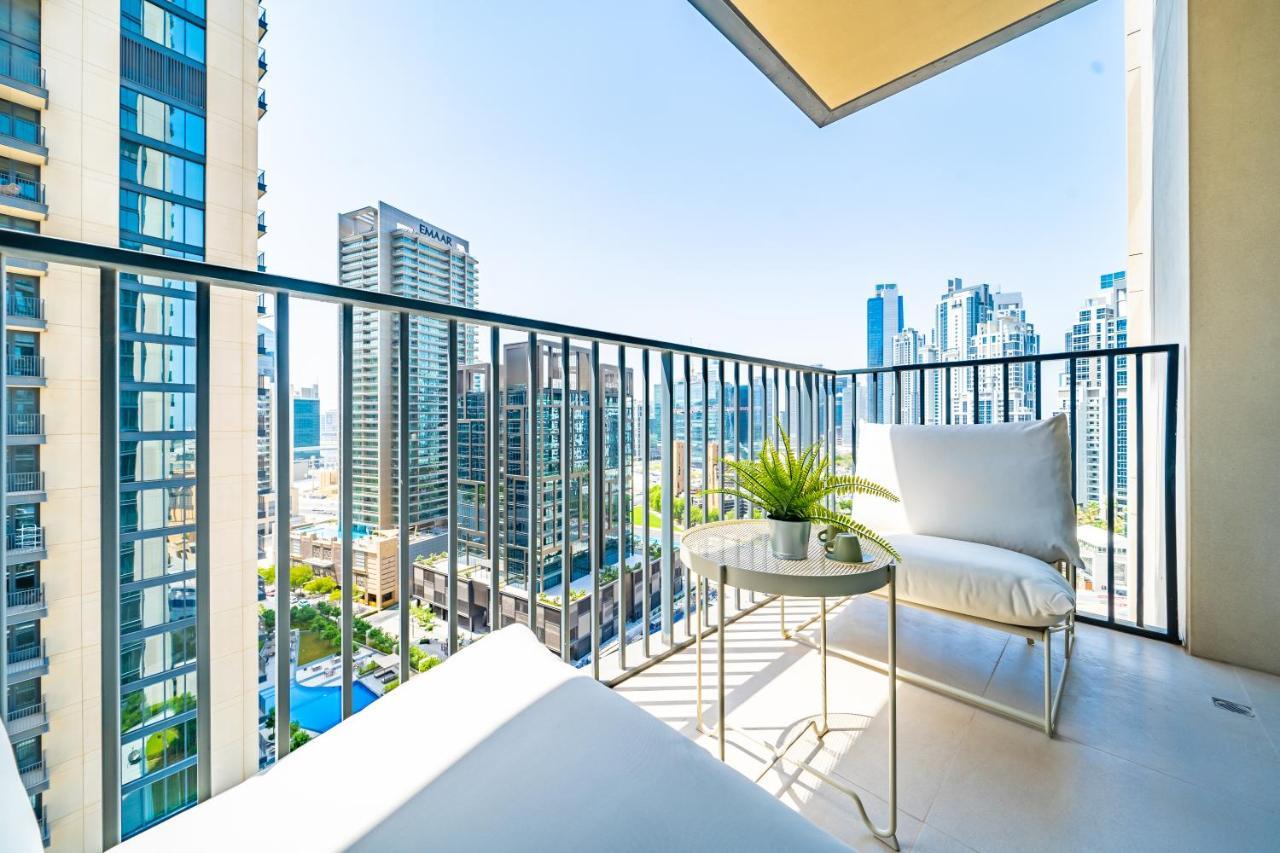 Incredible Views From This Classy Apt With Terrace Dubai Exterior photo