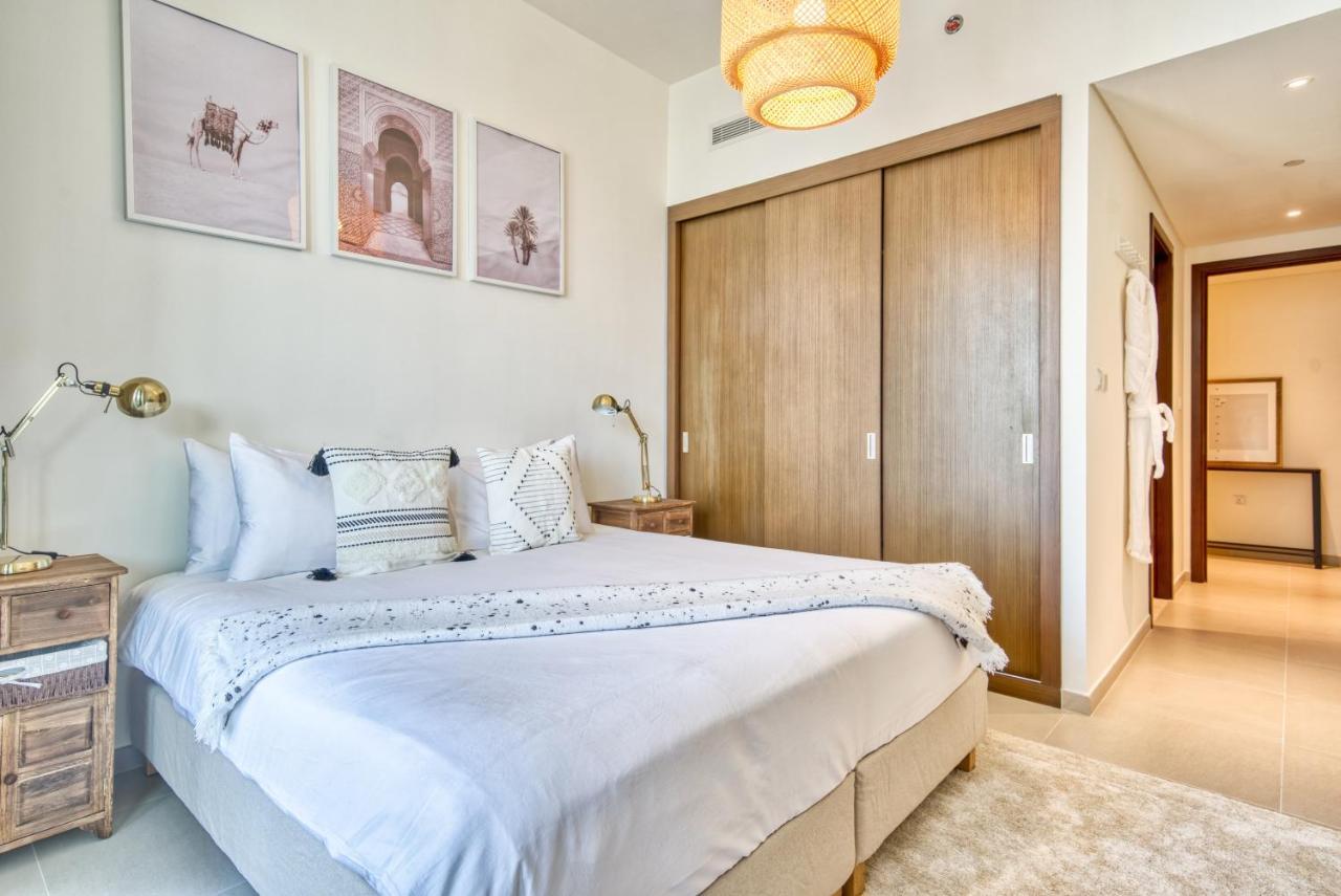 Incredible Views From This Classy Apt With Terrace Dubai Exterior photo